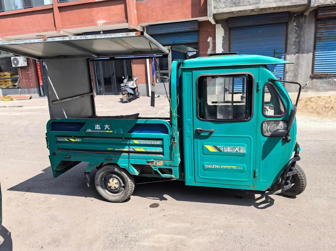 新到大志半封闭电动三轮车 性能与实用兼具的全新选择